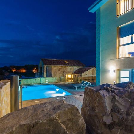 Fabulous House B With Outdoor Pool Appartement Zaton  Buitenkant foto