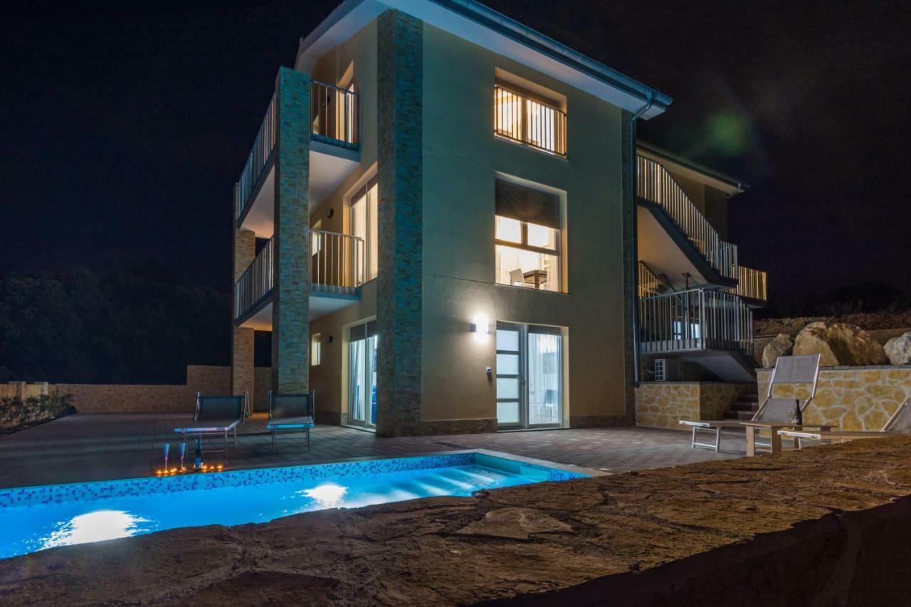 Fabulous House B With Outdoor Pool Appartement Zaton  Buitenkant foto