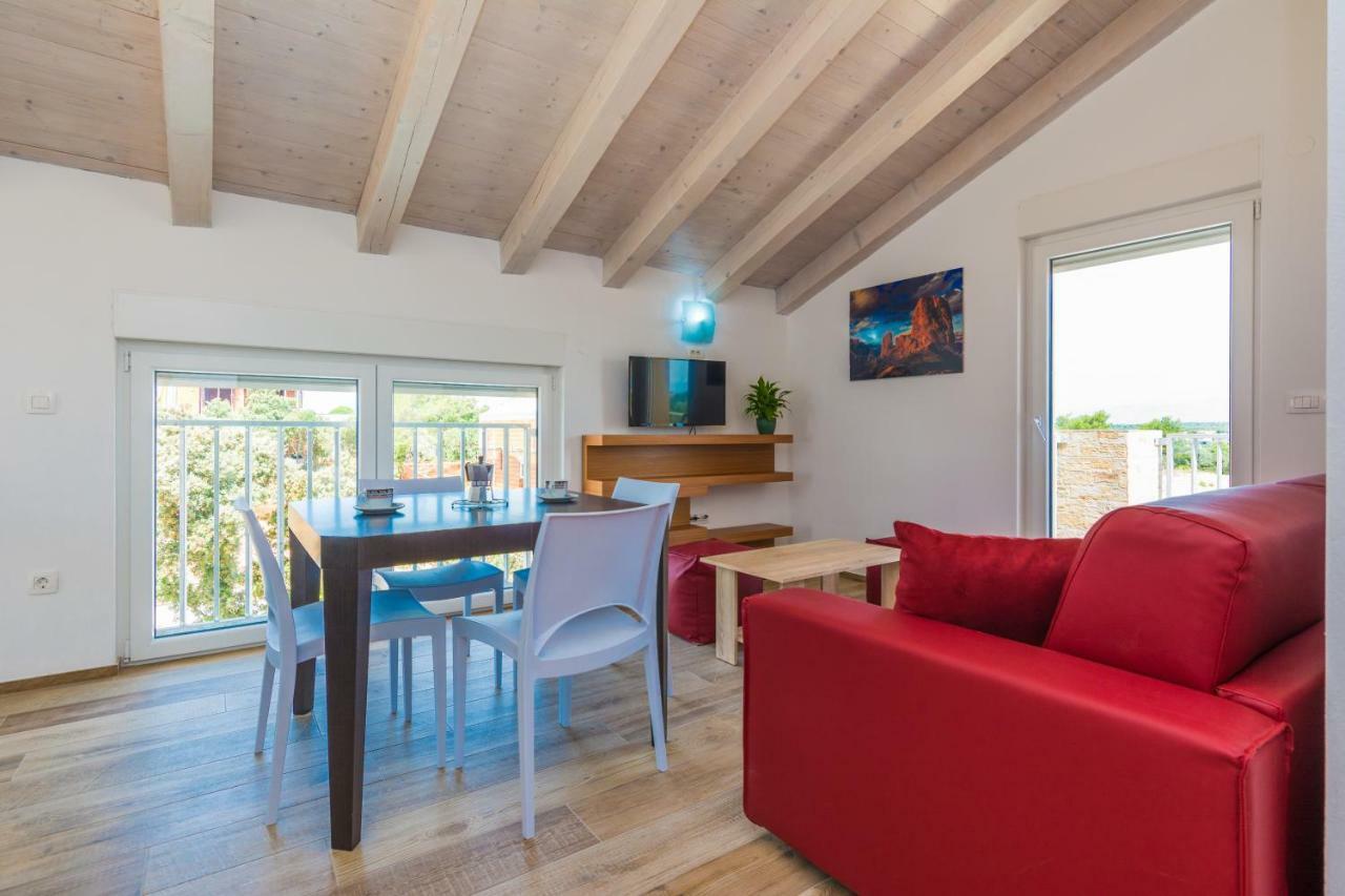 Fabulous House B With Outdoor Pool Appartement Zaton  Buitenkant foto